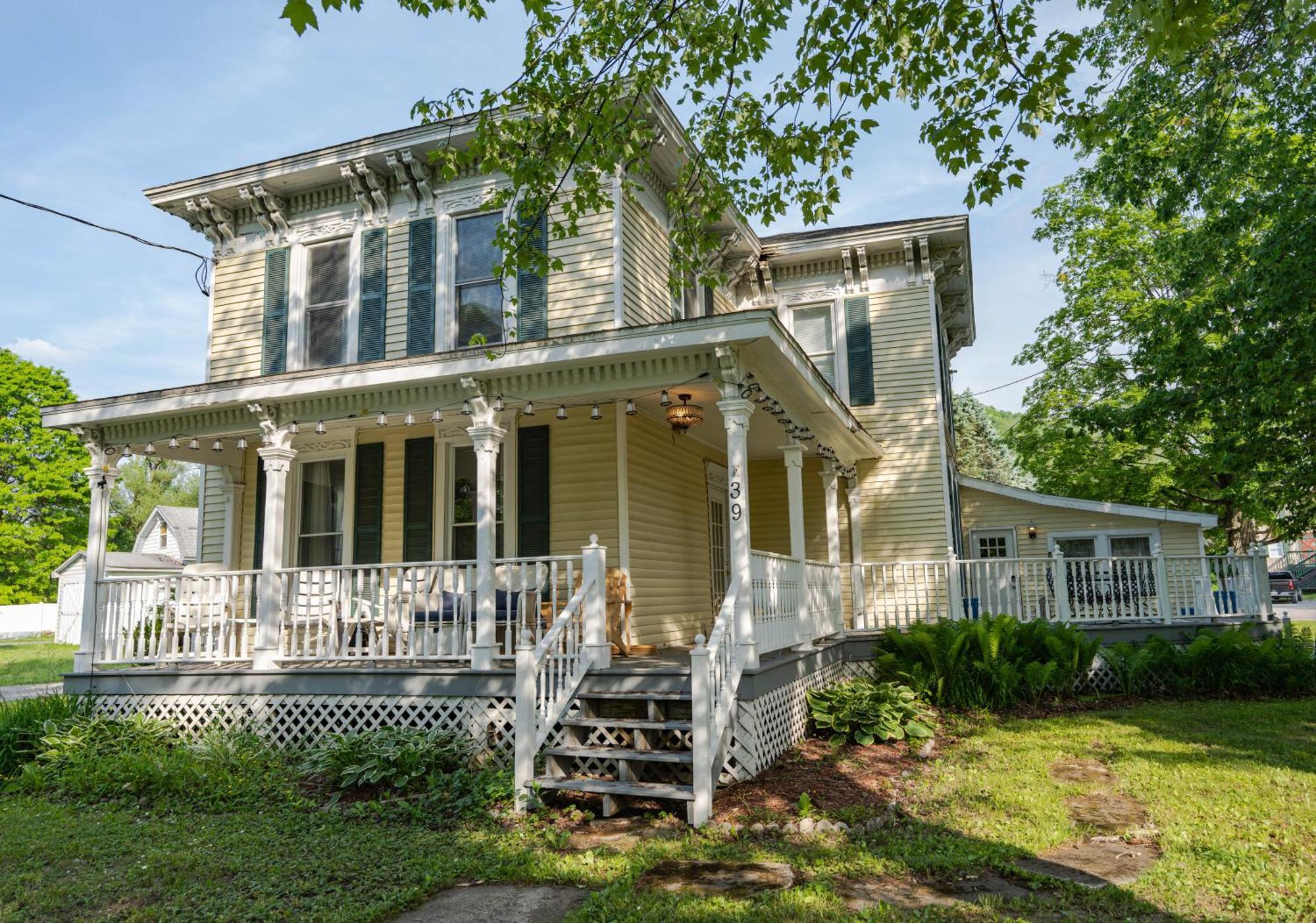 The Kelly House - 4 Bedroom Historic Lodge - Downtown Ellicottville Exterior photo
